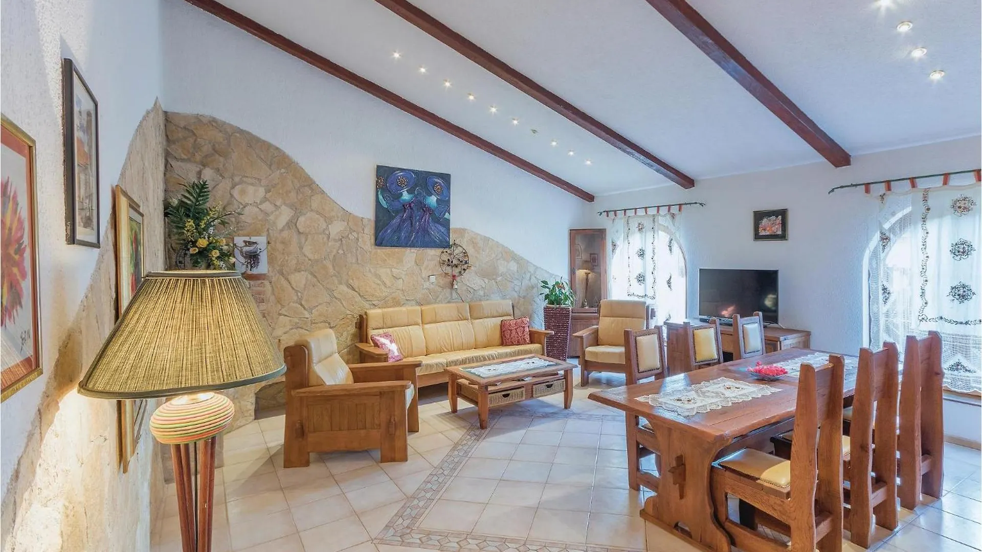 Awesome Home In Marcana With Kitchen Loborika
