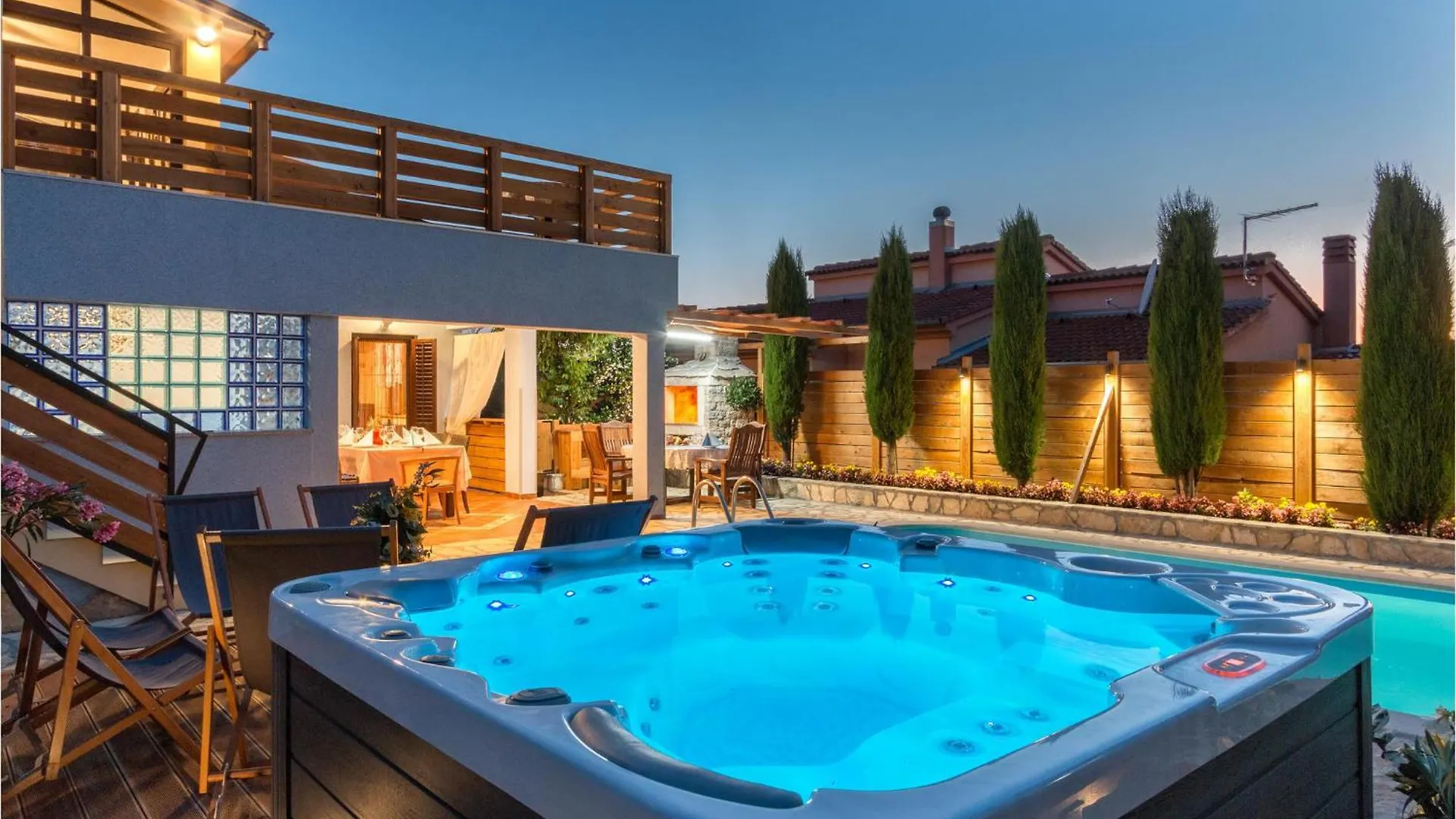 Awesome Home In Marcana With Kitchen