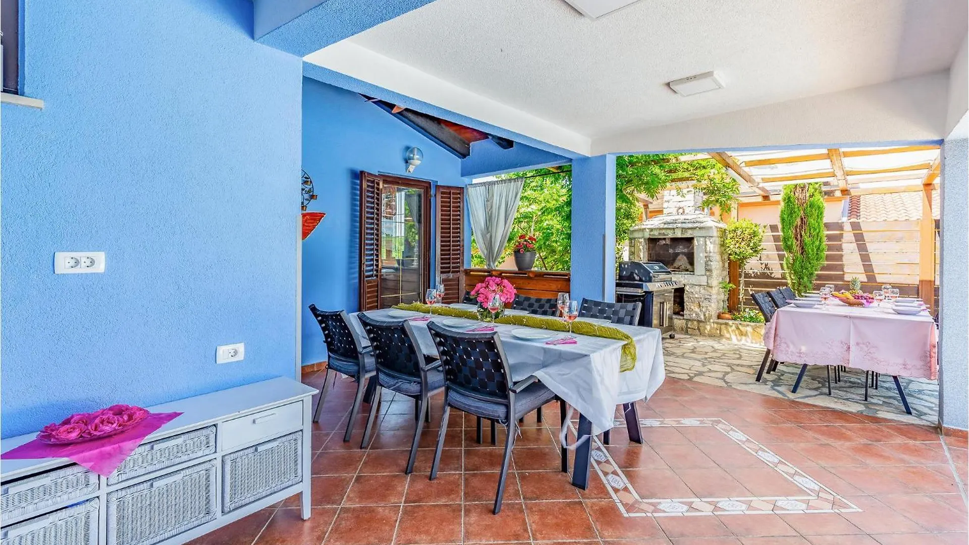 Awesome Home In Marcana With Kitchen