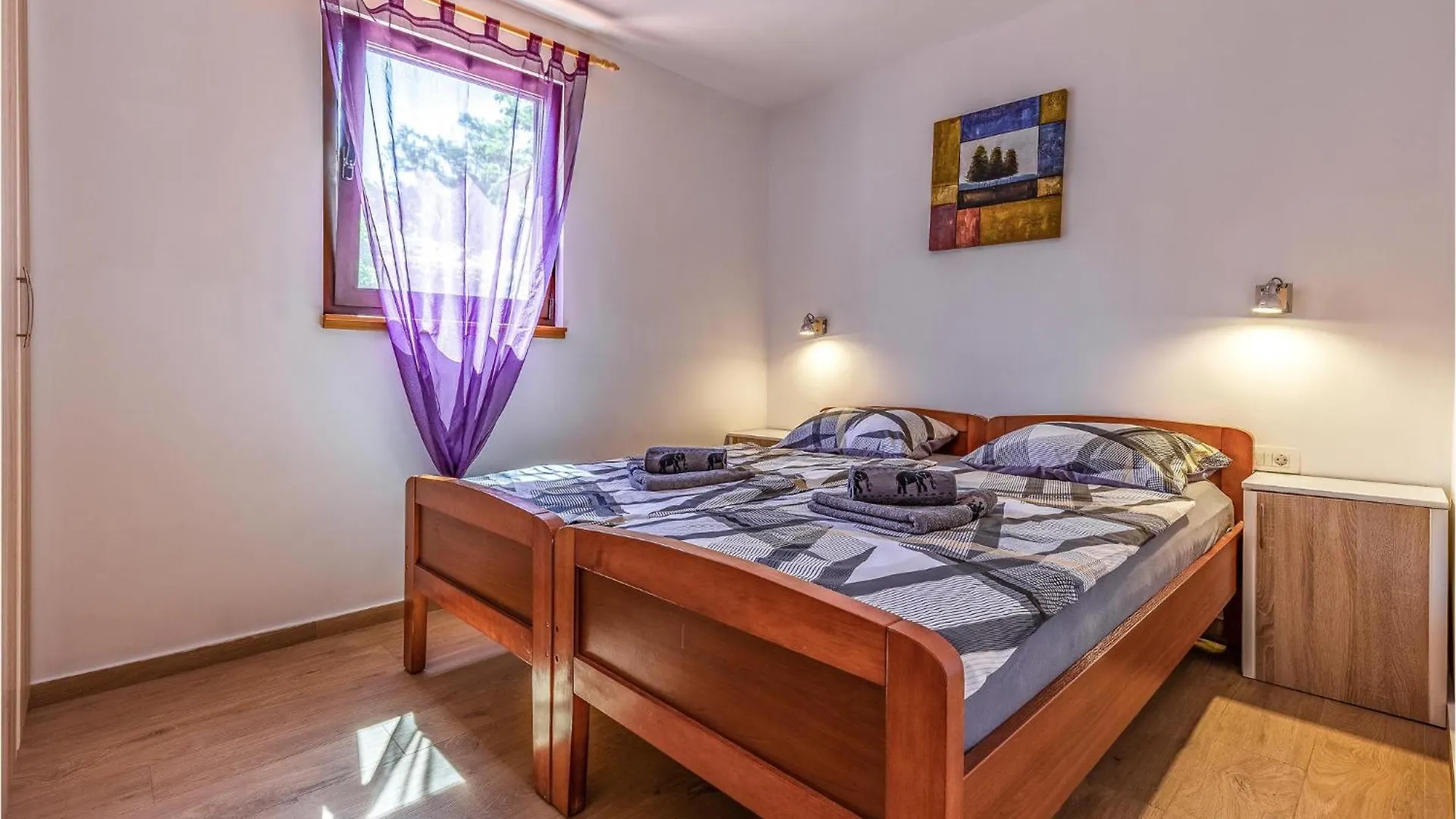 Awesome Home In Marcana With Kitchen Loborika
